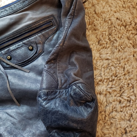 🚫Not for sale🚫Authentic Balenciaga Hobo bag - Picture 4 of 8